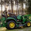 John Deere 2025R Compact Tractor