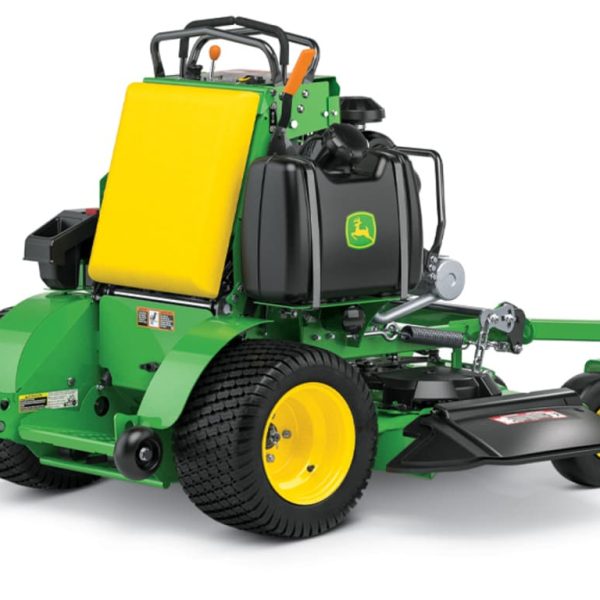 John Deere Q820E QuikTrak™ Stand-On Mower