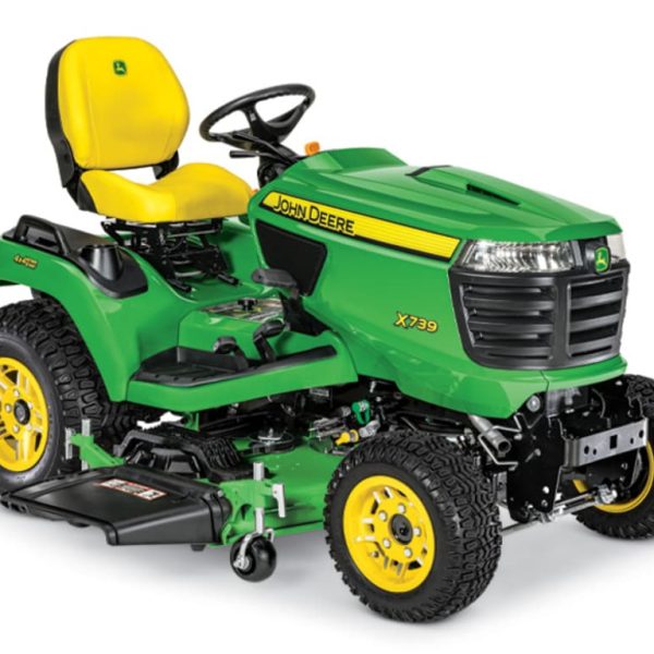 John Deere X739 Signature Series Lawn Tractor